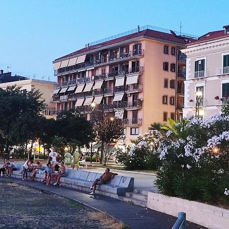 Stabiae Blu Apartment Кастелламмаре-ді-Стабія Екстер'єр фото